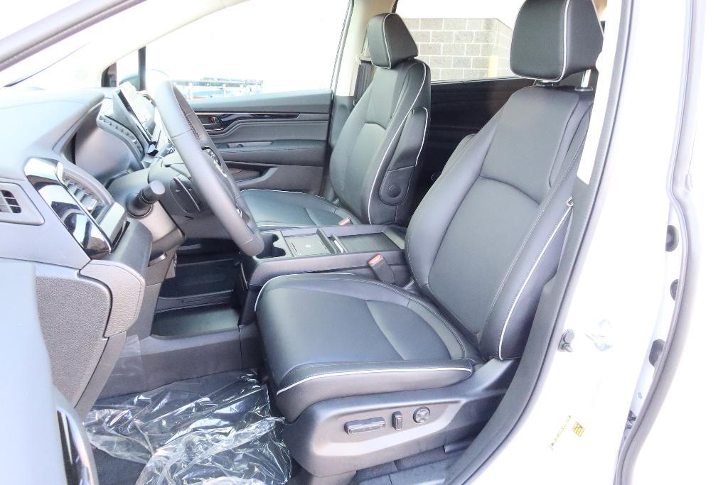 new 2026 Honda Odyssey car, priced at $49,445