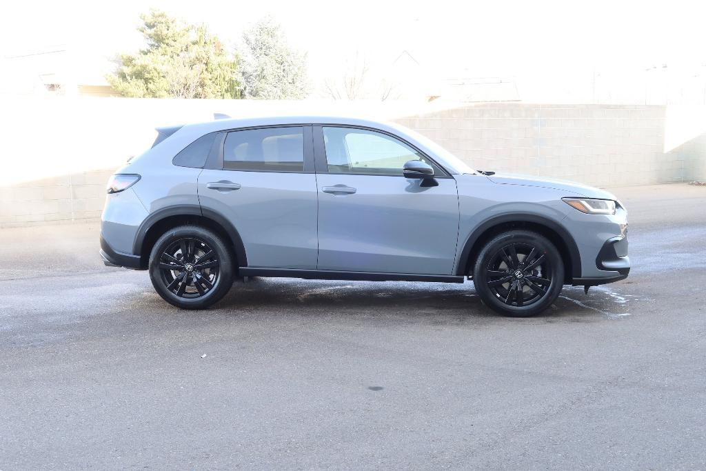 new 2027 Honda HR-V car, priced at $32,254