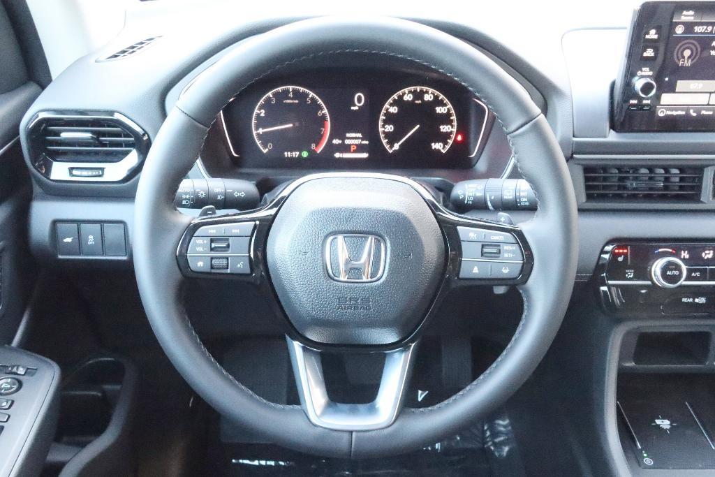 new 2025 Honda Pilot car, priced at $51,550