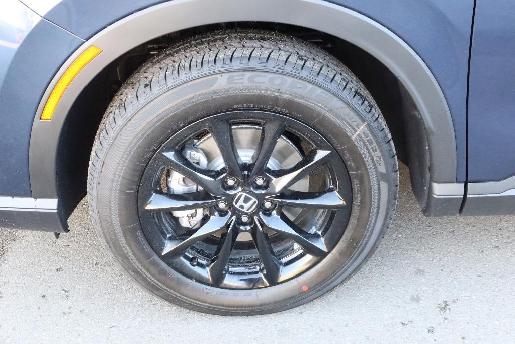 new 2026 Honda CR-V Hybrid car, priced at $41,675