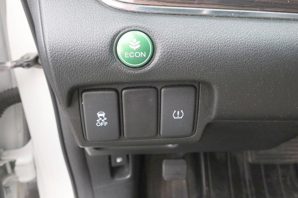used 2016 Honda CR-V car, priced at $20,998