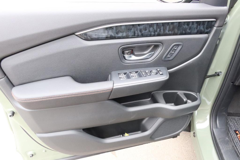 new 2026 Honda Passport car, priced at $54,600