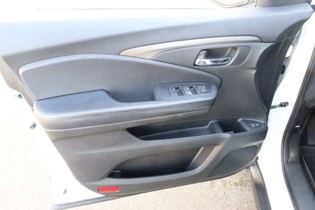 used 2017 Honda Pilot car, priced at $21,999