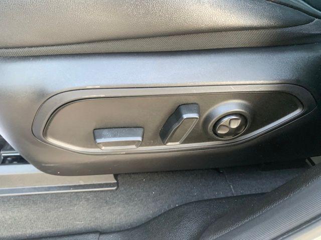 used 2025 Jeep Grand Cherokee L car, priced at $40,988