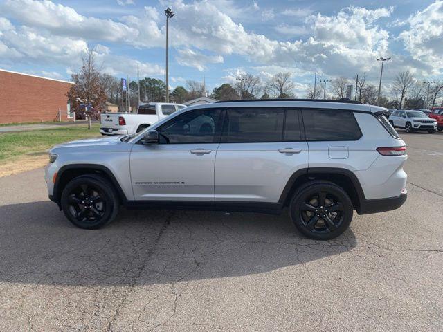 used 2025 Jeep Grand Cherokee L car, priced at $40,988