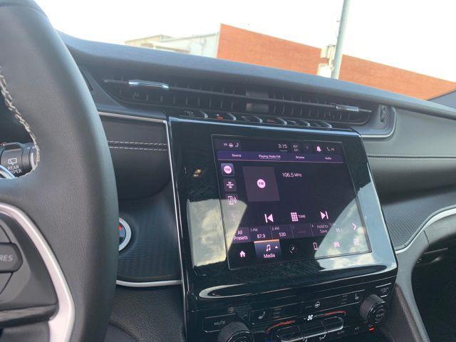 used 2025 Jeep Grand Cherokee L car, priced at $40,988