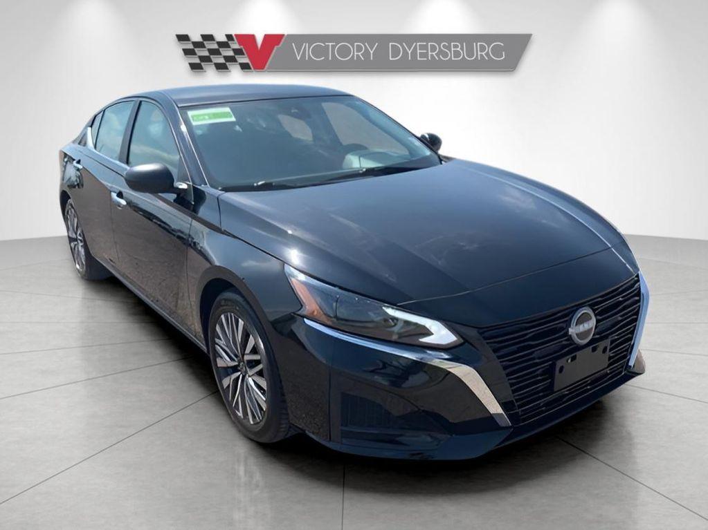 used 2025 Nissan Altima car, priced at $23,755