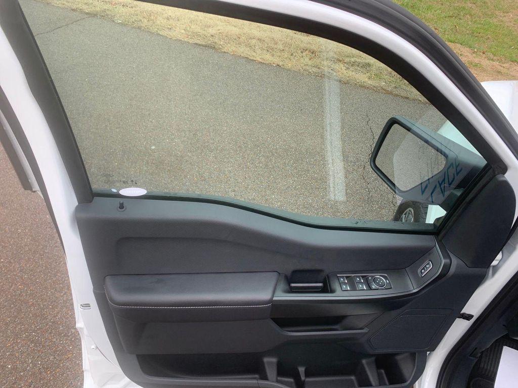 new 2025 Ford F-150 car, priced at $52,495