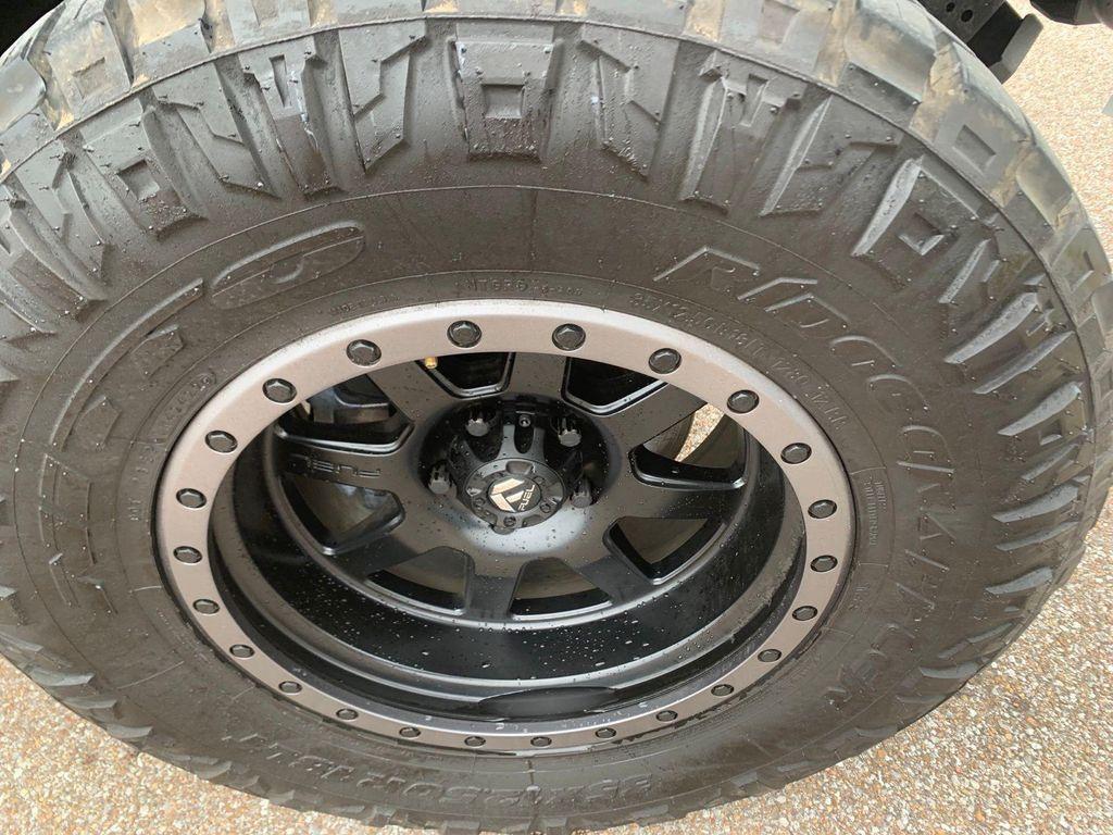 used 2019 Jeep Wrangler Unlimited car, priced at $28,885