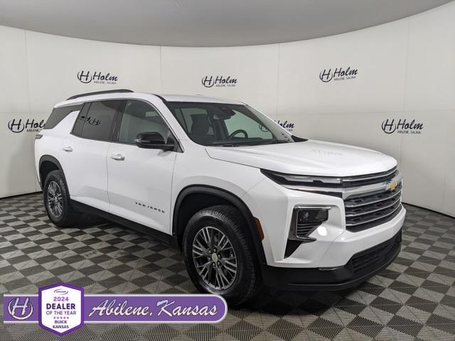 used 2025 Chevrolet Traverse car, priced at $37,495