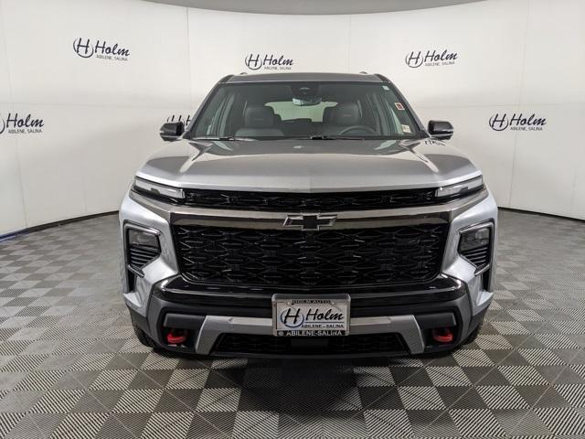 new 2026 Chevrolet Traverse car, priced at $56,990