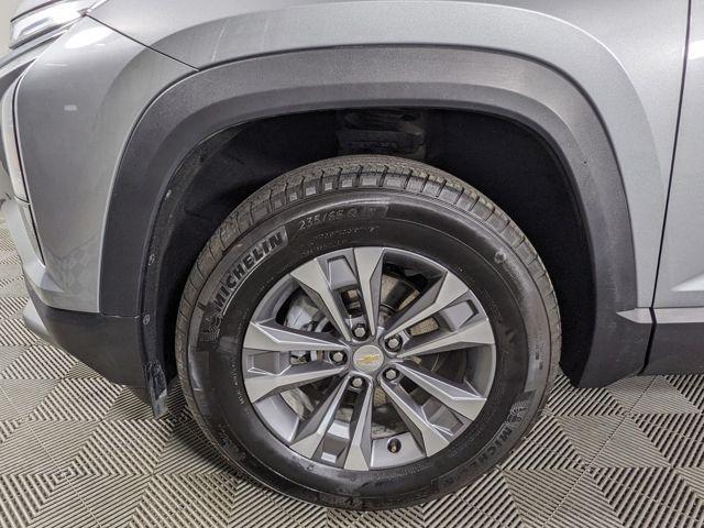 used 2025 Chevrolet Equinox car, priced at $29,398