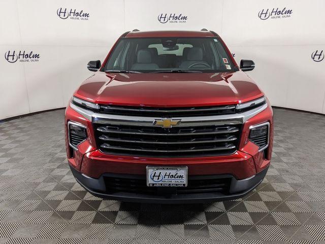 new 2026 Chevrolet Traverse car, priced at $43,290