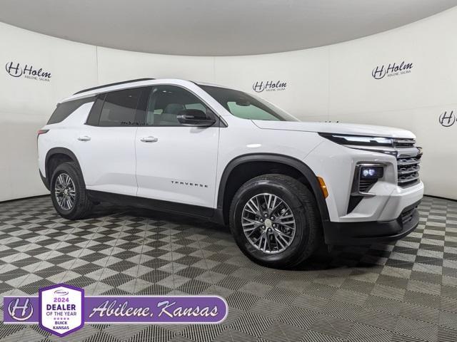 used 2025 Chevrolet Traverse car, priced at $34,995