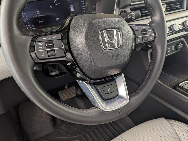 used 2025 Honda Pilot car, priced at $49,496