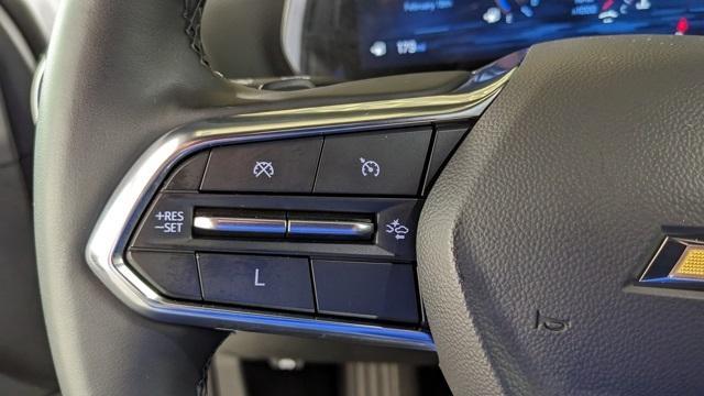 used 2025 Chevrolet Equinox car, priced at $24,999