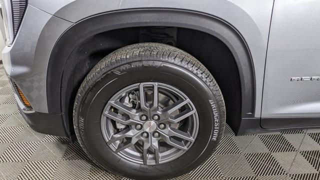 used 2025 GMC Acadia car, priced at $31,896