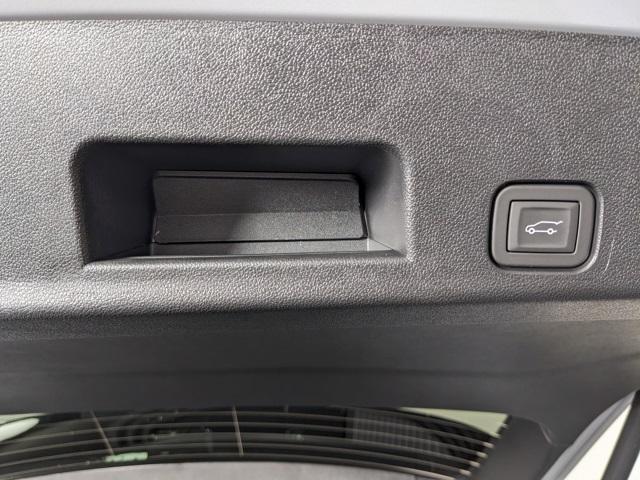 new 2026 Chevrolet Traverse car, priced at $50,778