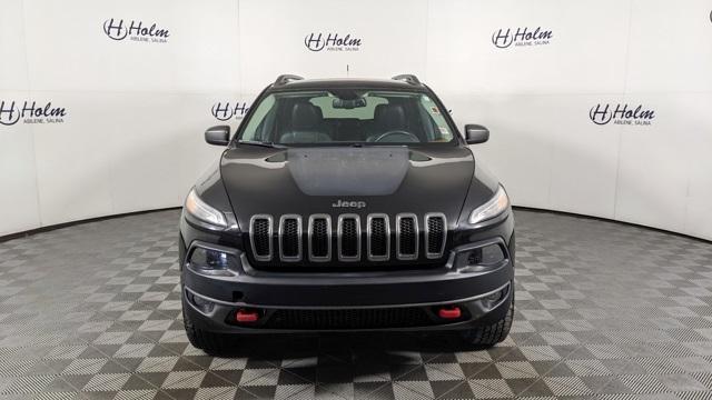 used 2015 Jeep Cherokee car, priced at $10,496
