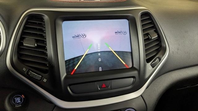 used 2015 Jeep Cherokee car, priced at $10,496