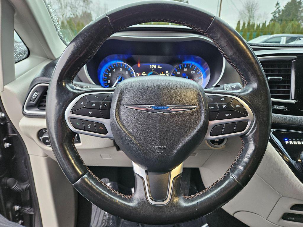 used 2020 Chrysler Pacifica car, priced at $21,499