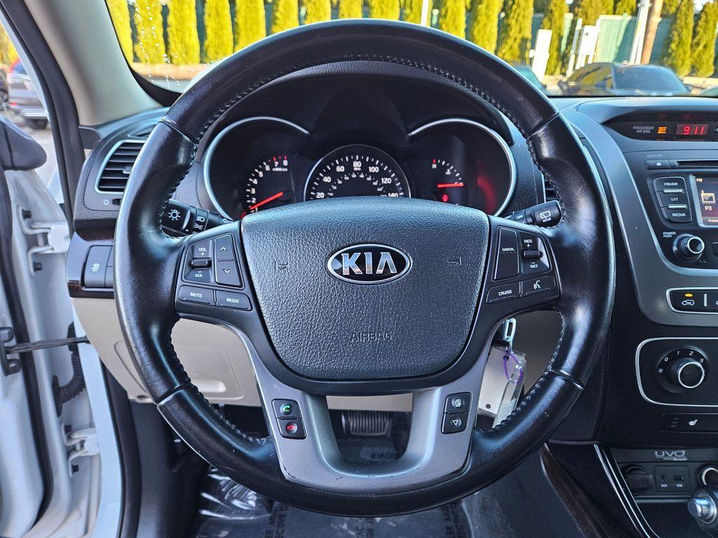 used 2015 Kia Sorento car, priced at $8,999