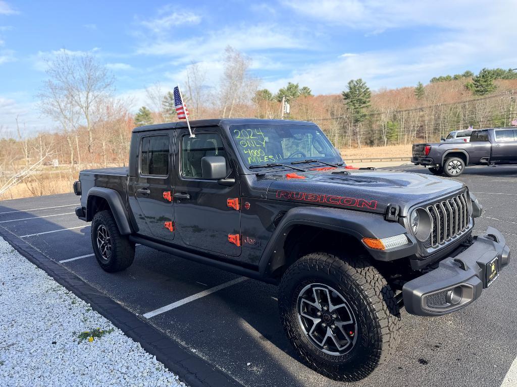 used 2024 Jeep Gladiator car, priced at $46,777