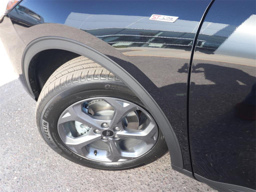 new 2026 Ford Escape car, priced at $27,210