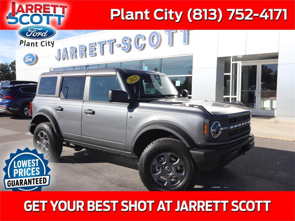 new 2025 Ford Bronco car, priced at $40,743