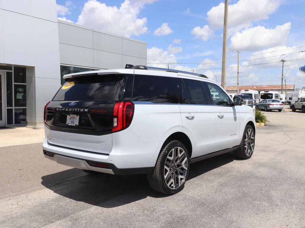 new 2026 Ford Expedition car, priced at $87,322