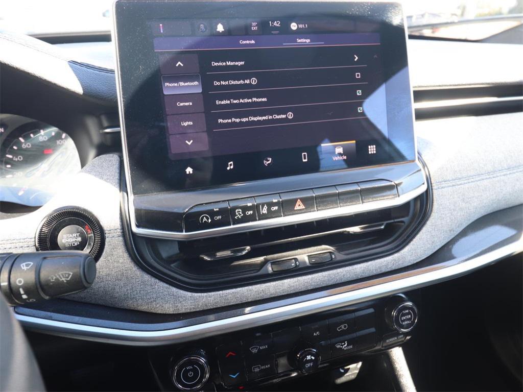 used 2024 Jeep Compass car, priced at $18,926