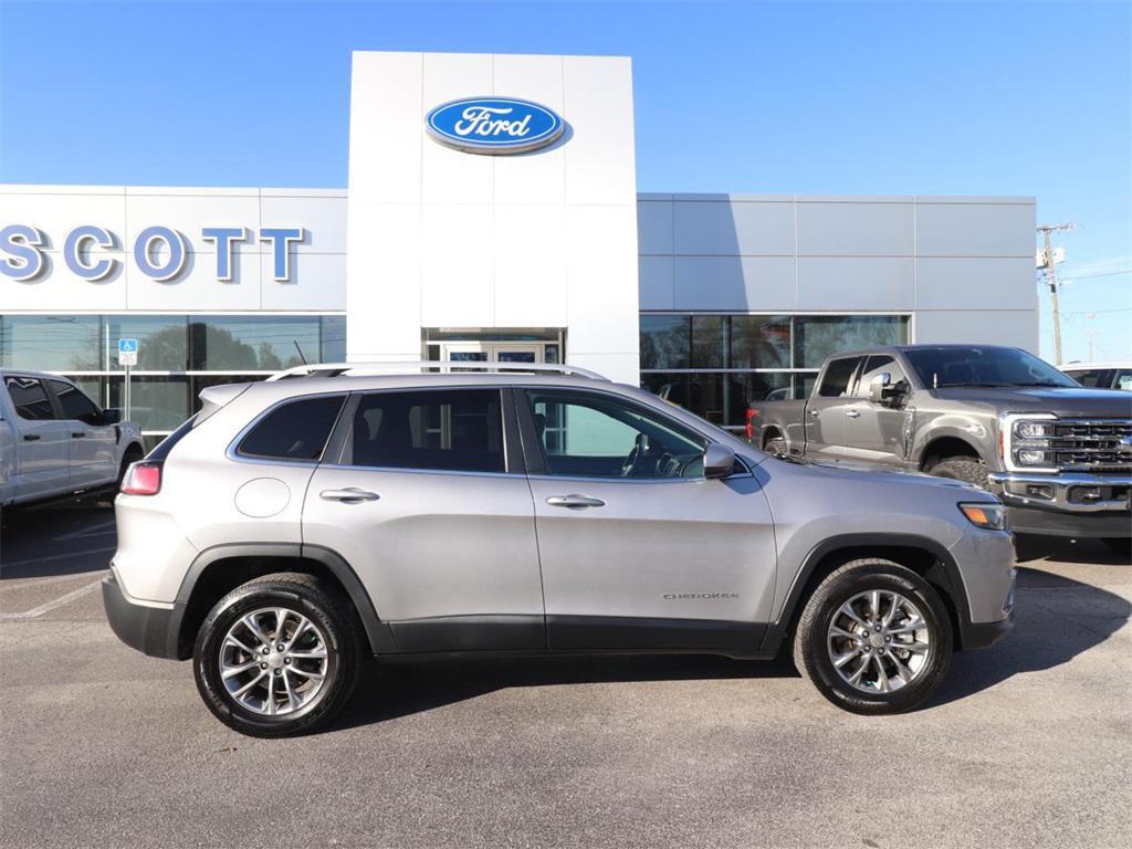 used 2020 Jeep Cherokee car, priced at $12,898
