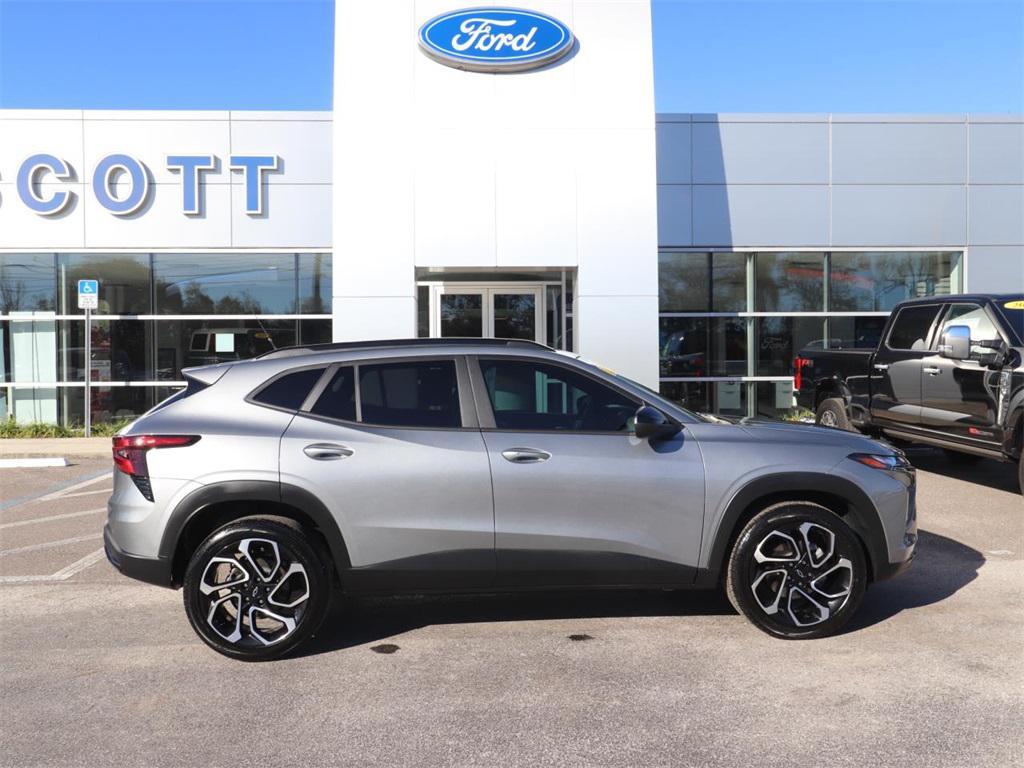 used 2025 Chevrolet Trax car, priced at $21,955