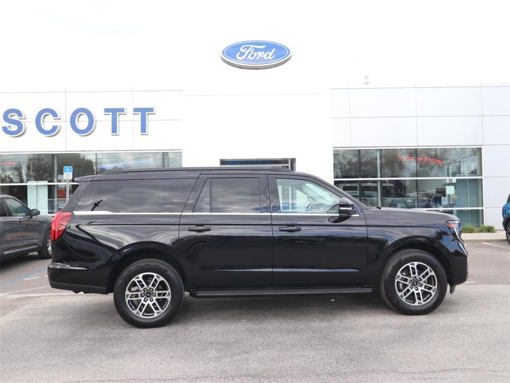 new 2025 Ford Expedition Max car, priced at $66,402