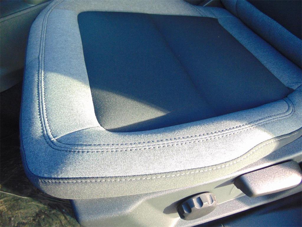 new 2025 Ford Bronco car, priced at $38,137