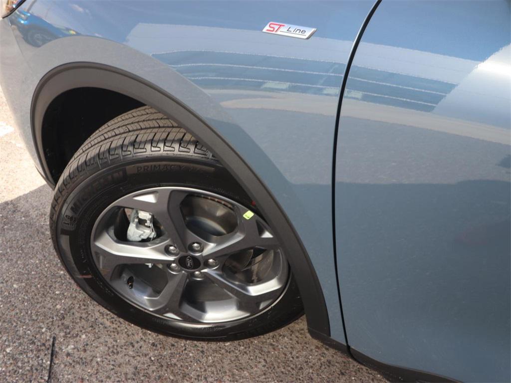 new 2026 Ford Escape car, priced at $29,580