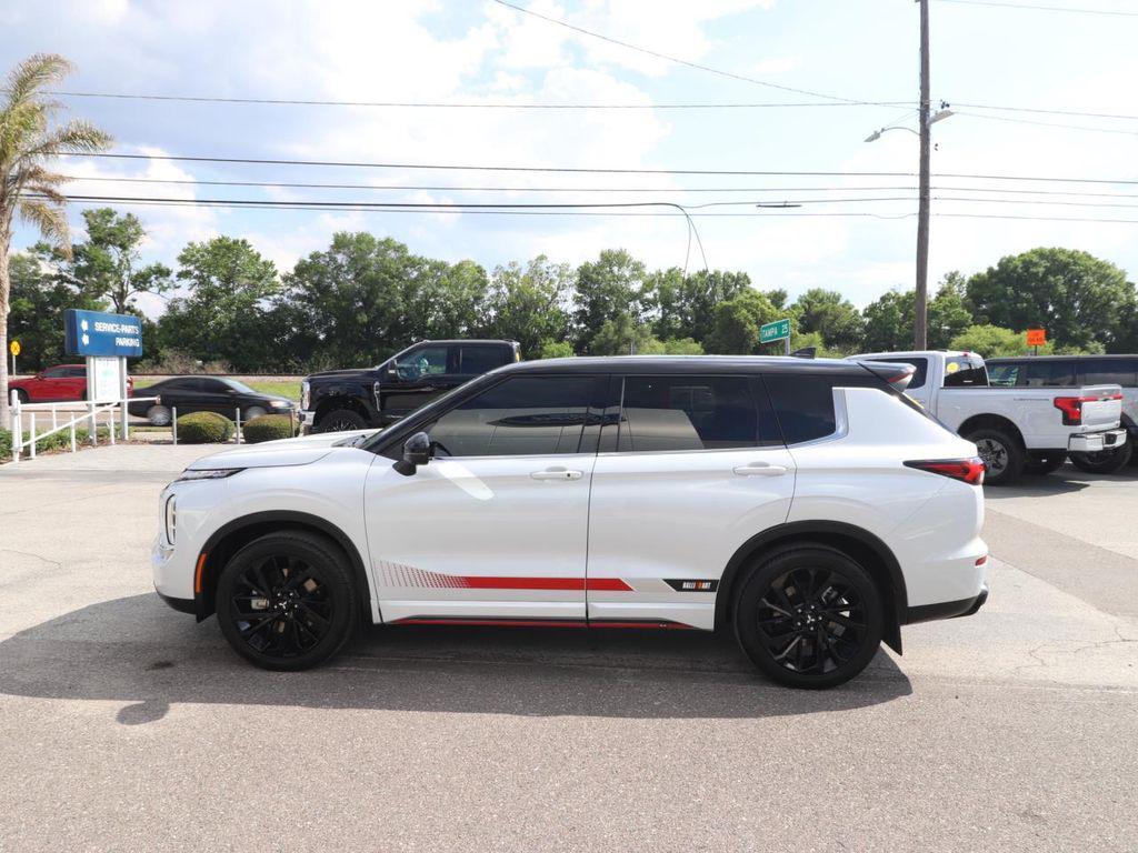 used 2024 Mitsubishi Outlander car, priced at $30,989