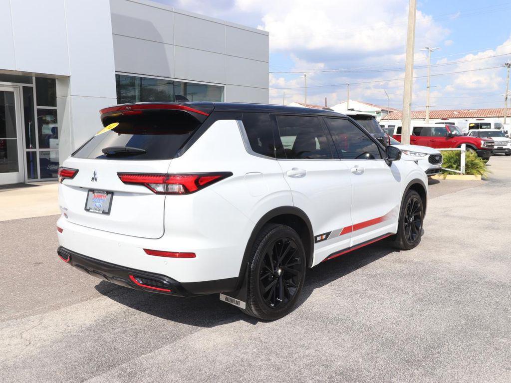 used 2024 Mitsubishi Outlander car, priced at $30,989