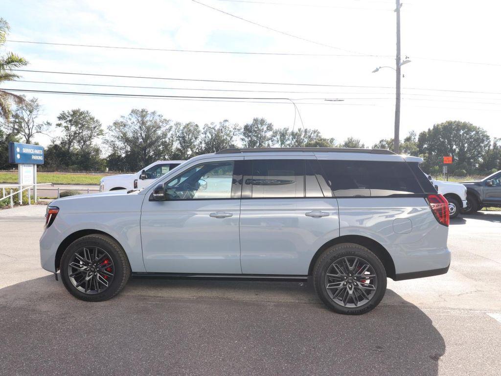 new 2025 Ford Expedition car, priced at $77,112