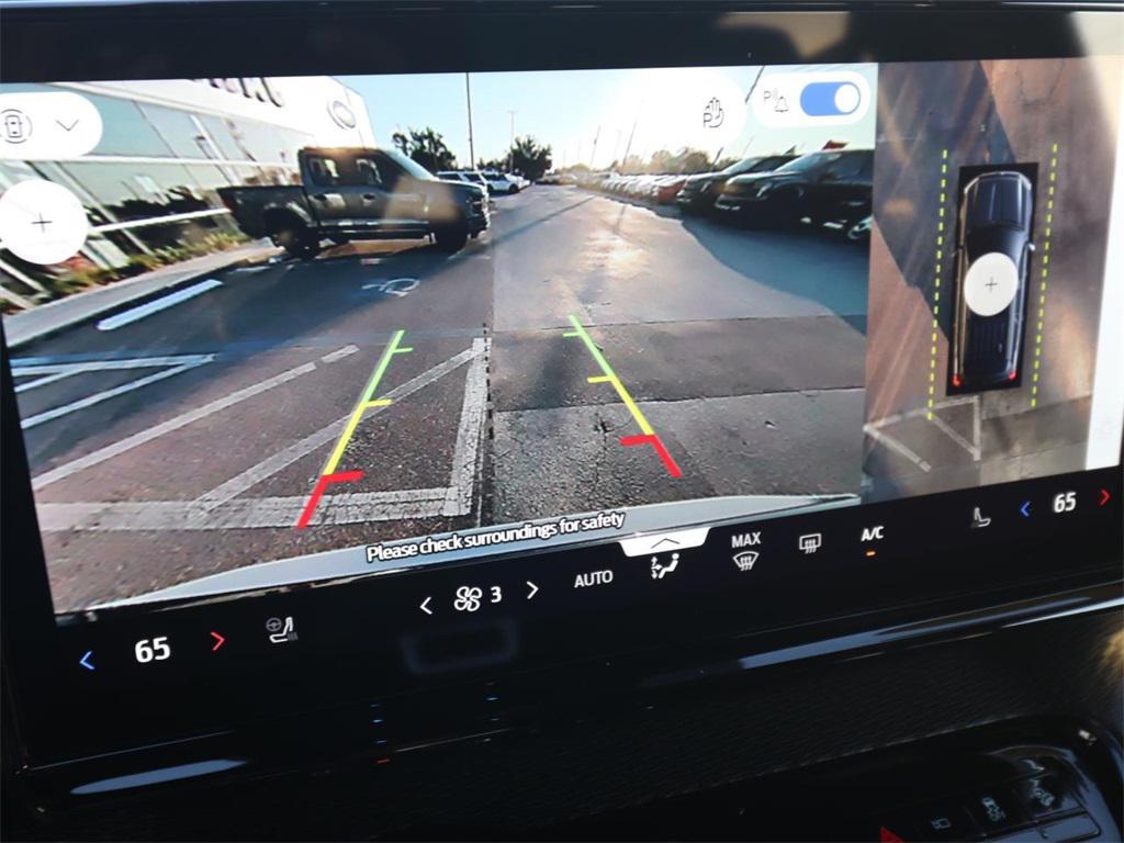 new 2025 Ford Expedition car, priced at $78,112