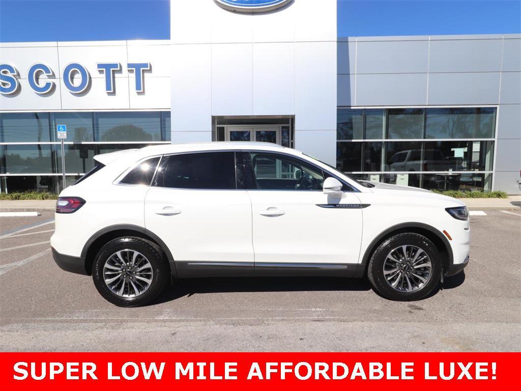 used 2022 Lincoln Nautilus car, priced at $28,454