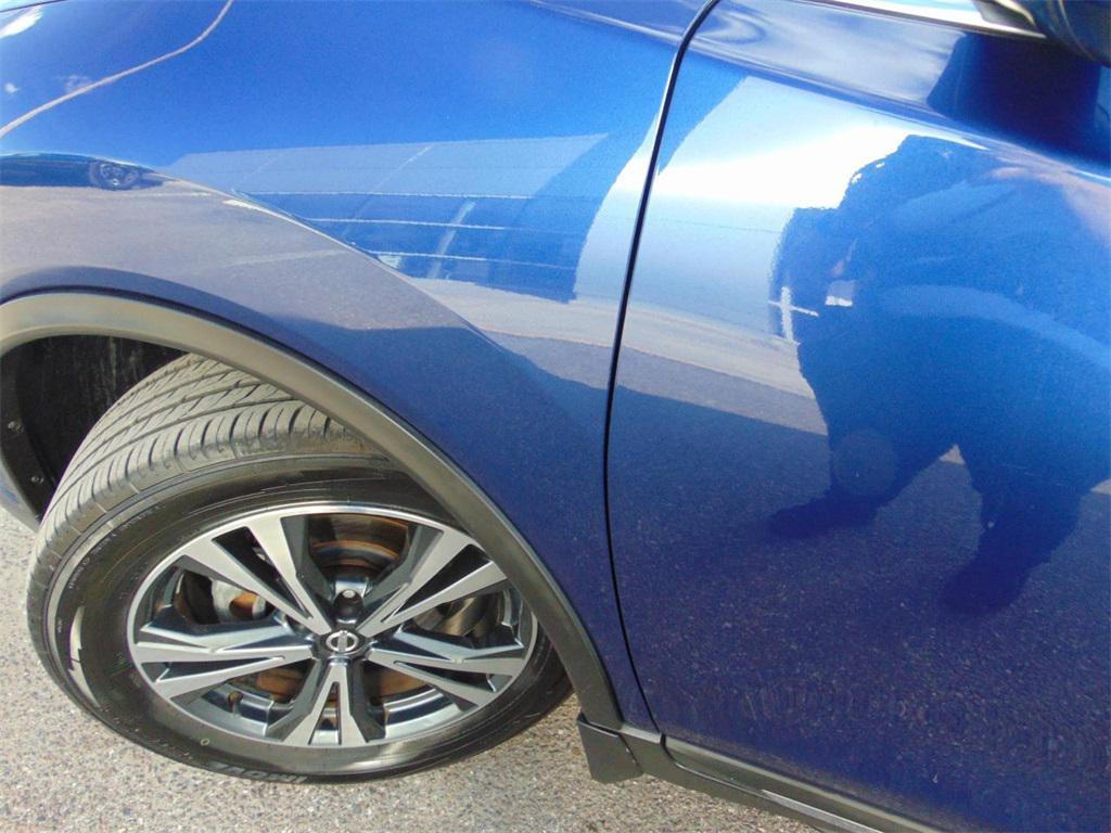 used 2017 Nissan Rogue car, priced at $11,428