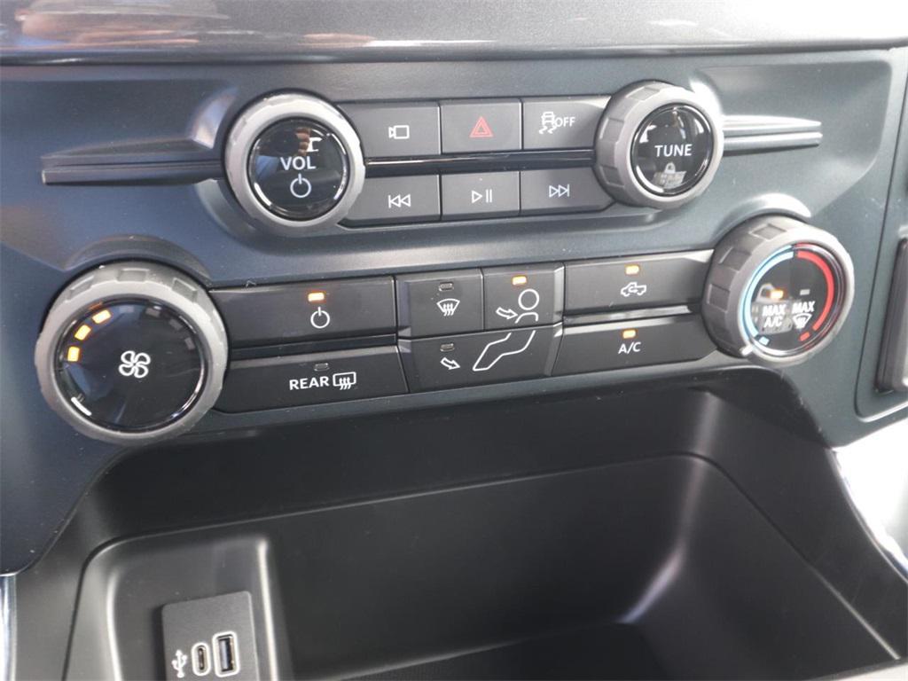 new 2025 Ford F-150 car, priced at $39,470