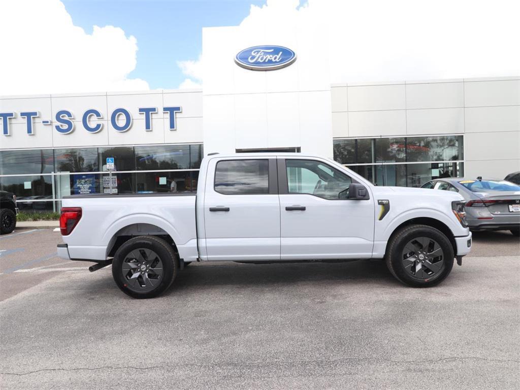 new 2025 Ford F-150 car, priced at $39,470