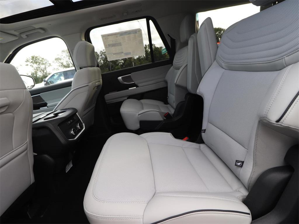 new 2025 Ford Expedition Max car, priced at $87,631