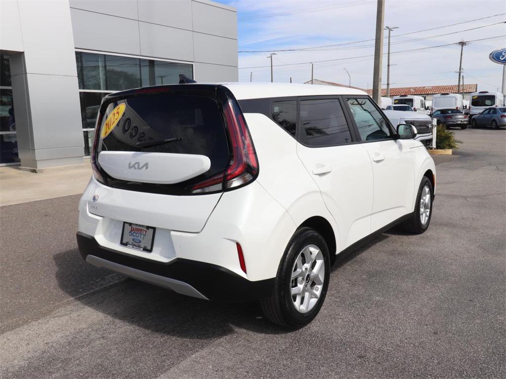 used 2025 Kia Soul car, priced at $17,454