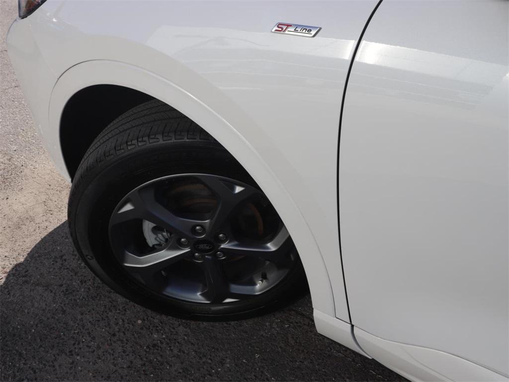 used 2023 Ford Escape car, priced at $19,475