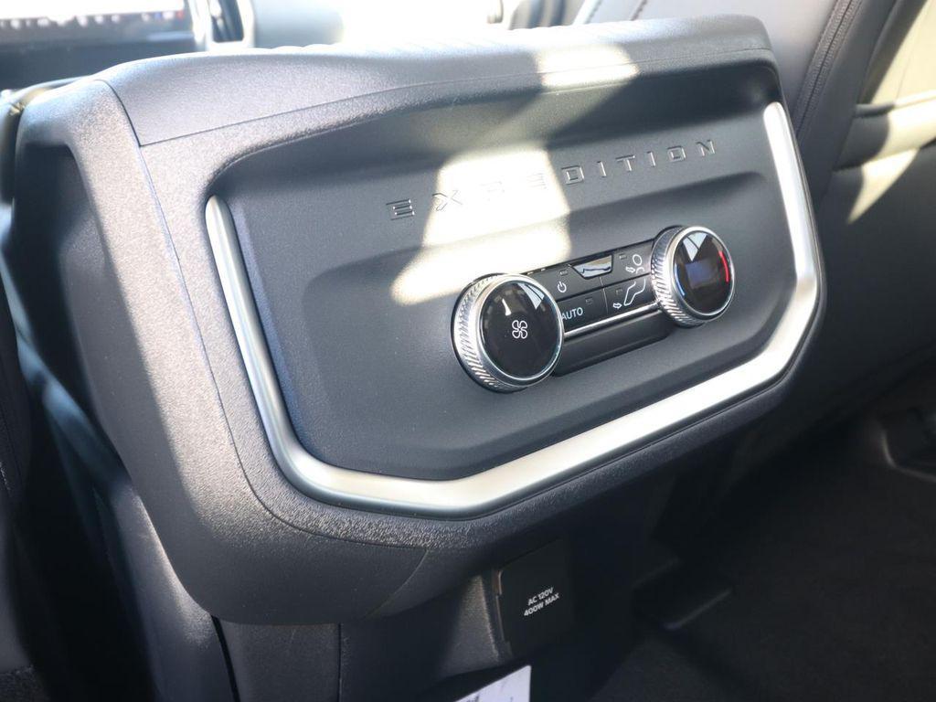 new 2026 Ford Expedition car, priced at $62,012