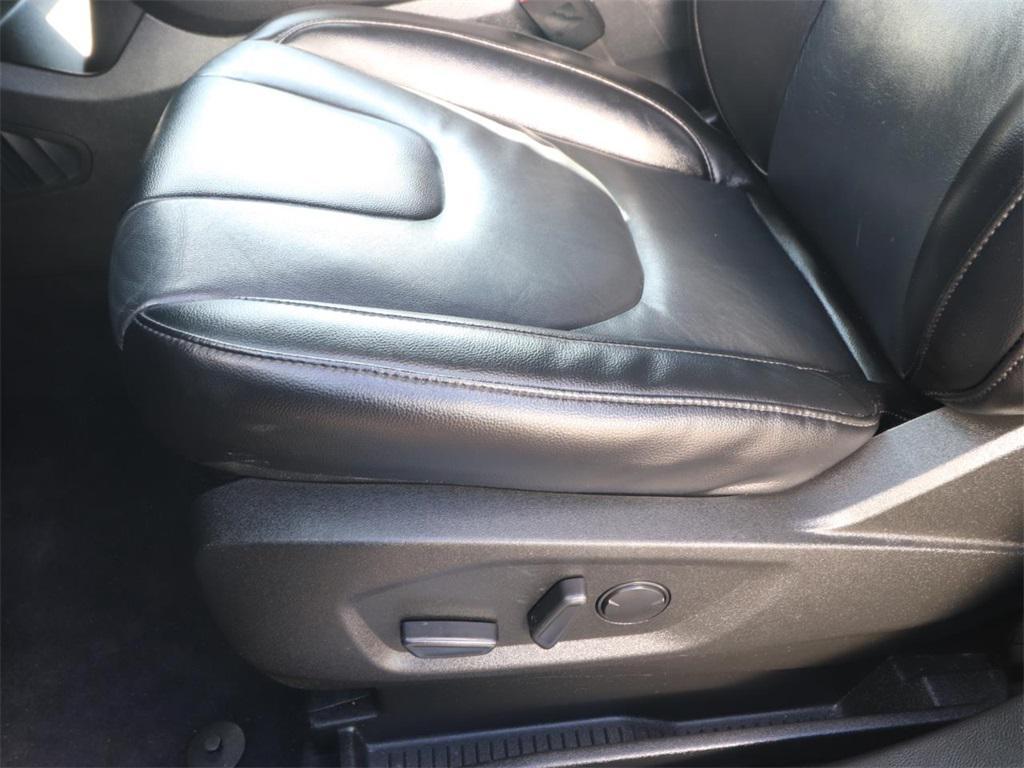 used 2022 Ford Edge car, priced at $20,889