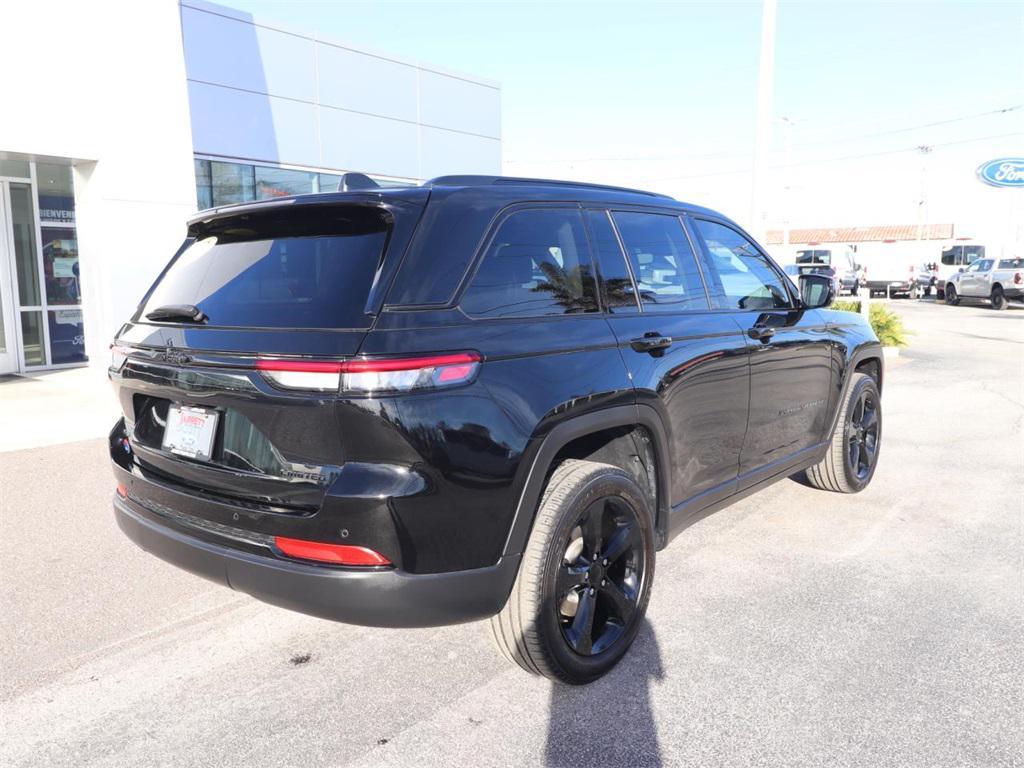 used 2023 Jeep Grand Cherokee car, priced at $29,798